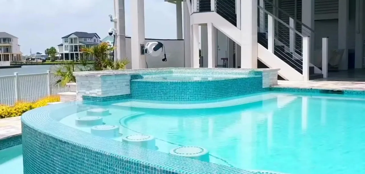 Custom Spas project 13 by Aquatic Pools TX